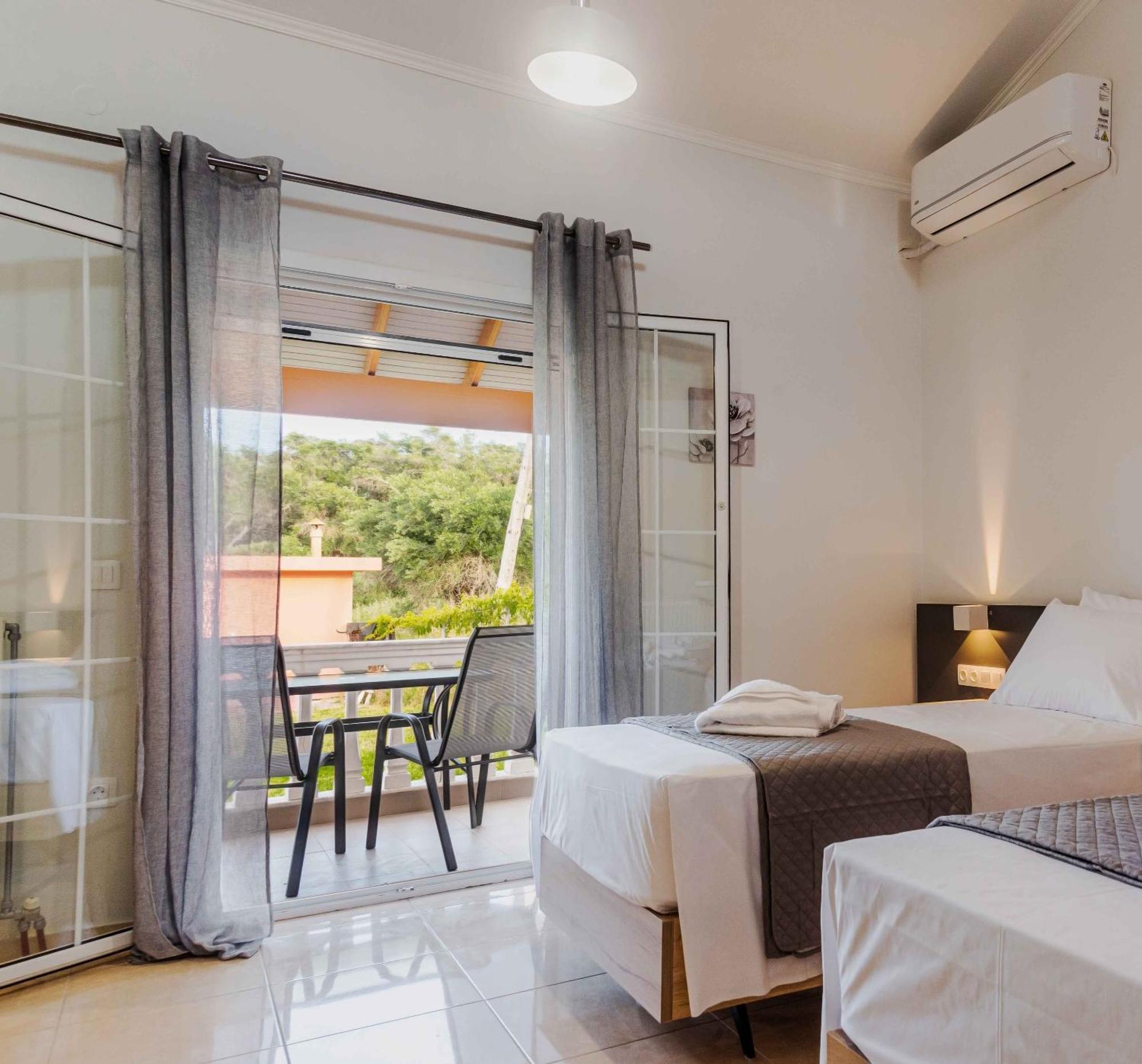 Riposo Studios & Apartments Kávos Pokoj fotografie